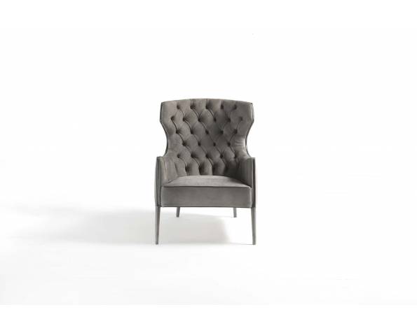 Piola Armchair