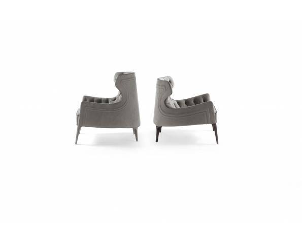 Piola Armchair