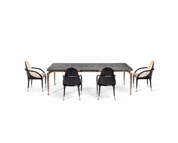 Thule dining table