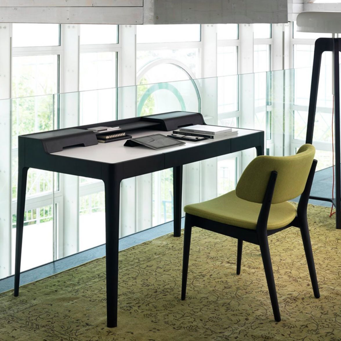 Saffo desk