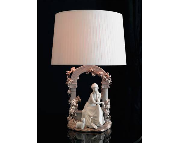 Tranquility table lamp