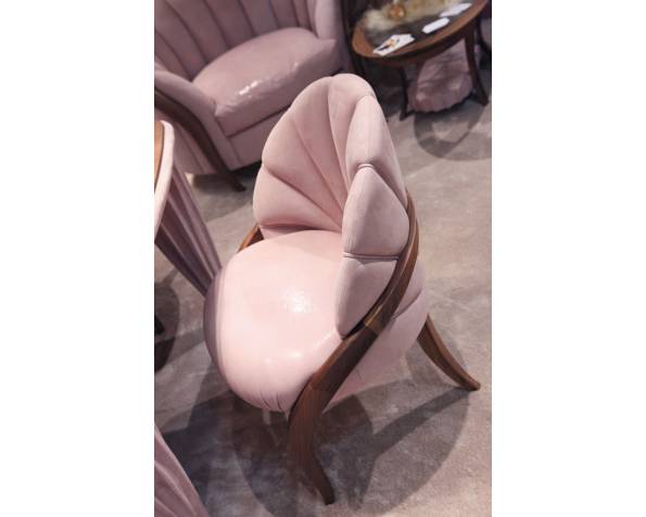 Bellis Chair 