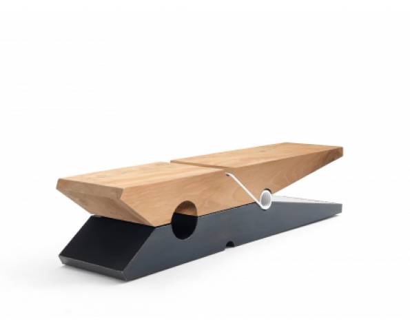 Molletta Woodiron bench