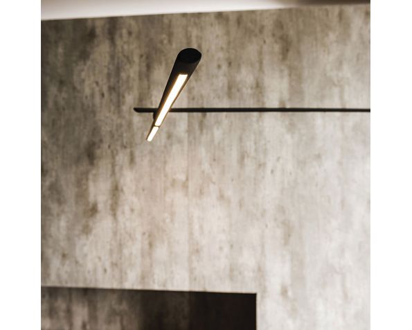 Stealth floor lamp