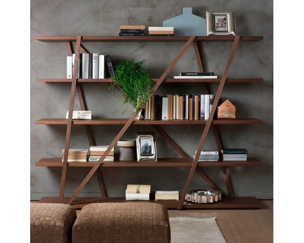 Tres bookcase