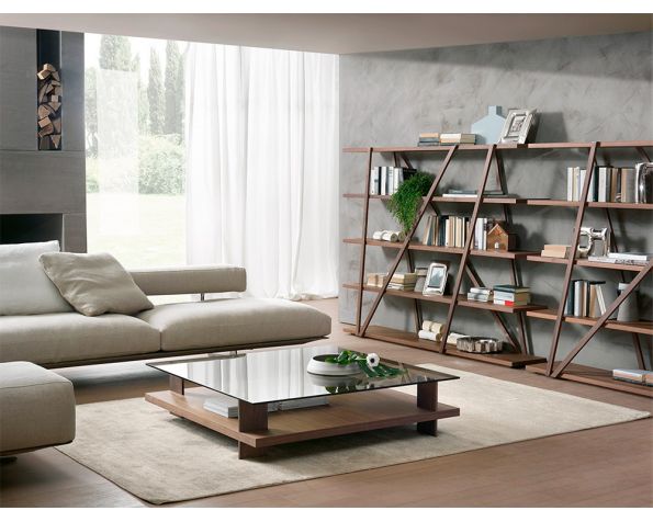 Tres bookcase