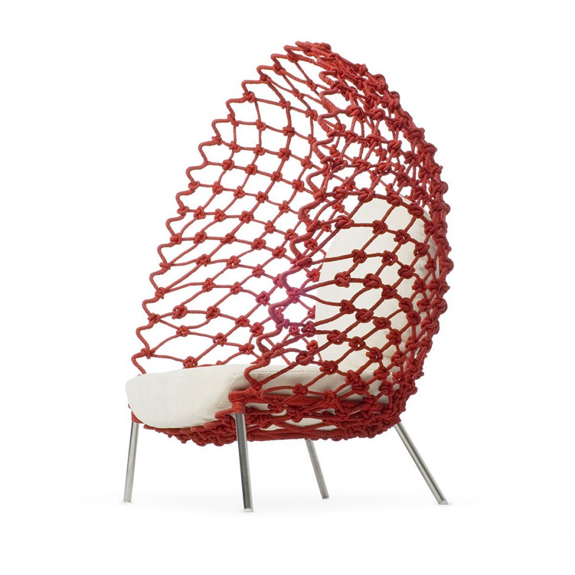 Dragnet lounge chair