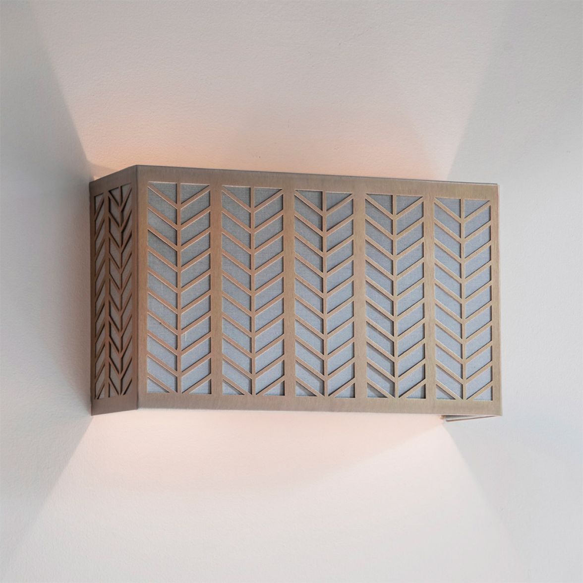 Lattice Wall lamp