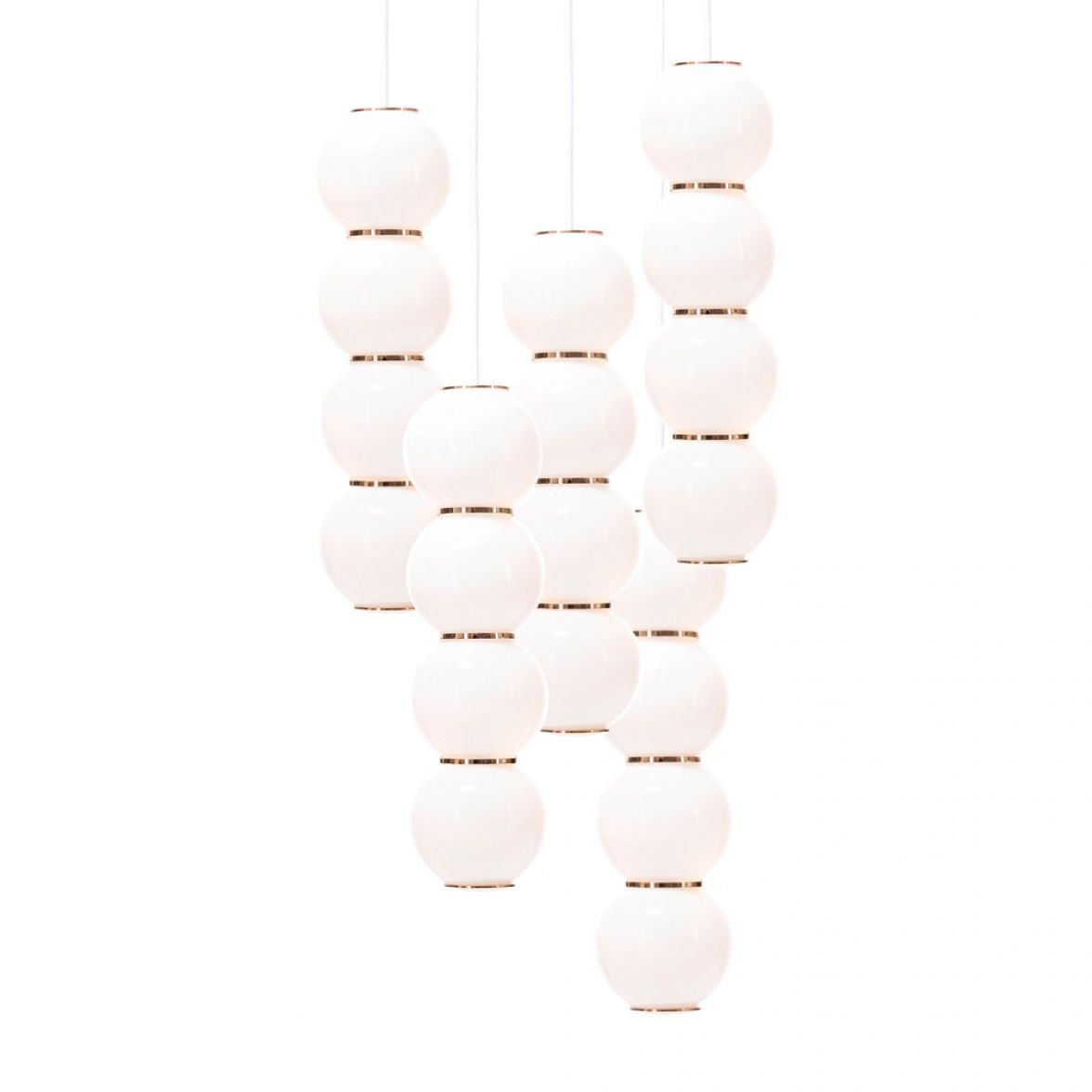 PEARLS Chandelier 5