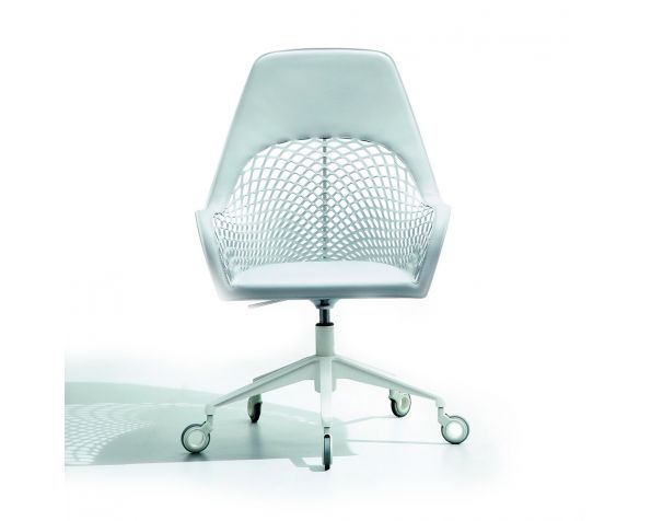 Guapa DPA armchair