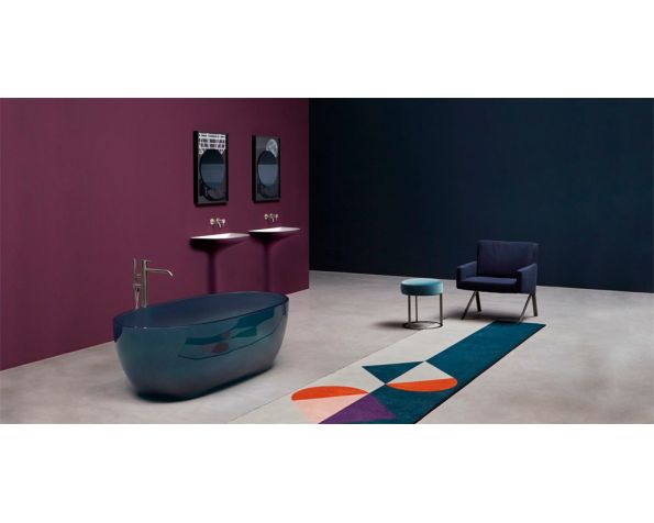 Reflex bathtub