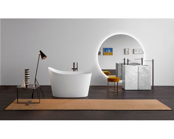 Mastello bathtub