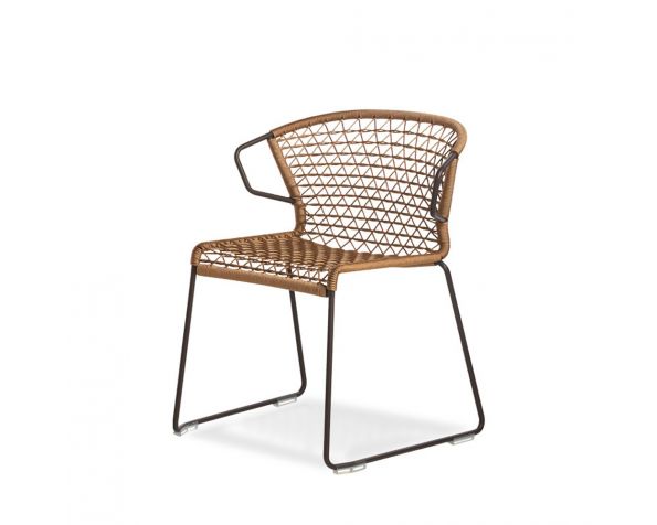 Vela armchair