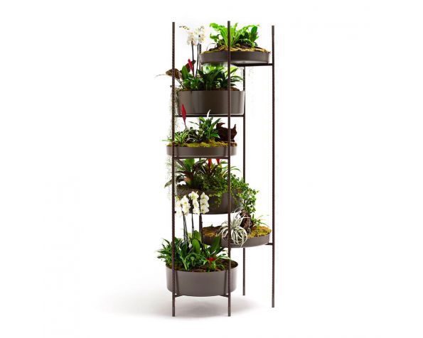 VERTICAL GARDEN