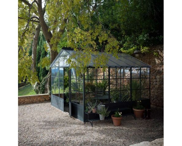 Attached greenhouse