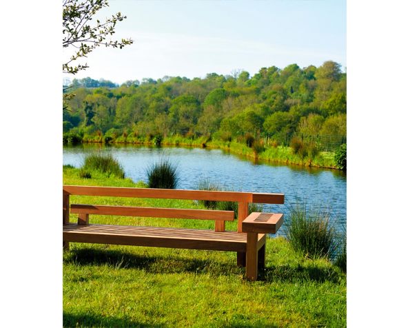 NARA Garden Bench