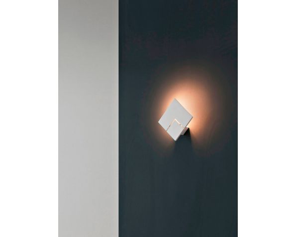 Puzzle Twist wall sconce